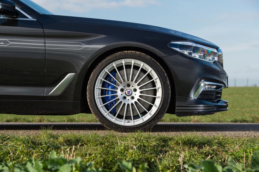 Детали экстерьера Alpina D5 S Allrad Limousine (G30) 2017 года  (UK) (фото 4 из 9)